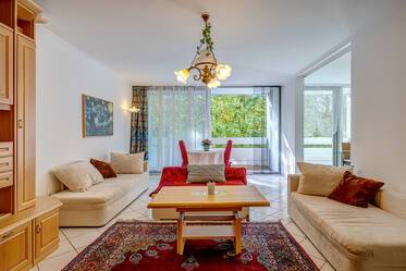 Location d'un appartement pratiquement meublé avec balcon 