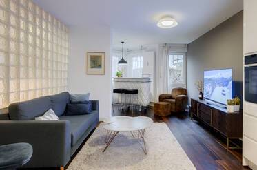 Appartement avec jardin très beau et meublé à Ludwigsvorstadt