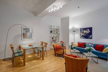 Appartement très beau et meublé à Maxvorstadt