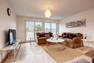Appartement beau et meublé à Arabellapark