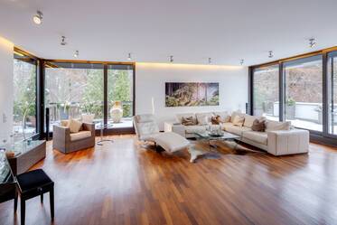 Appartement style maisonnette logement de hautes exigences, équipement de haute qualité à Solln