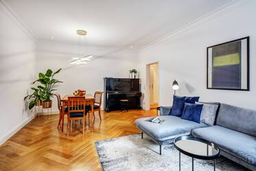 Appartement très beau et meublé à Altstadt