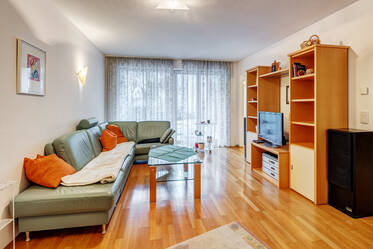 Appartement avec jardin beau et meublé à Solln
