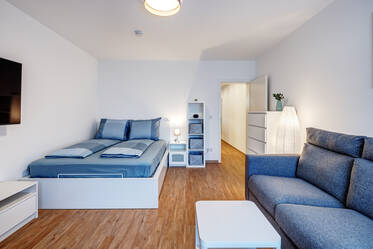 Appartement très beau et meublé à Sendling