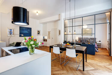 Appartement style maisonnette logement de hautes exigences, équipement de haute qualité à Neuhausen