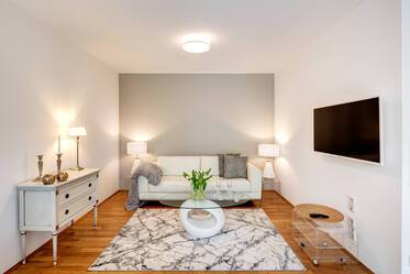 Appartement avec jardin très beau et meublé à Pasing