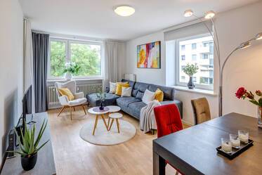 Appartement sous les toits très beau et meublé à Oberföhring