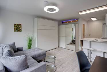 Appartement beau et meublé à Pasing