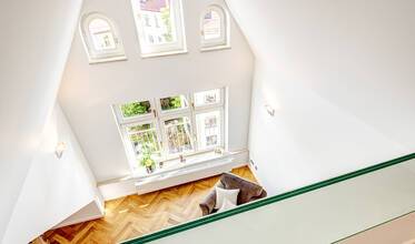 Appartement style maisonnette luxueusement meublé à Neuhausen