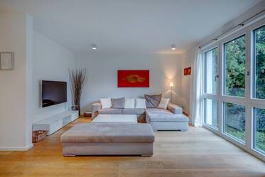 Appartement beau et meublé à Obermenzing