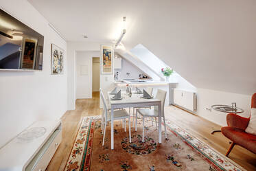 Appartement très beau et meublé à Nymphenburg