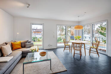 Appartement très beau et meublé à Waldtrudering