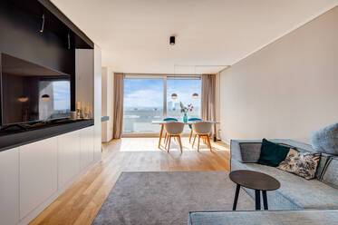 Appartement très beau et meublé à Arabellapark