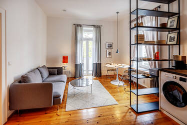 Appartement beau et meublé à Neuhausen