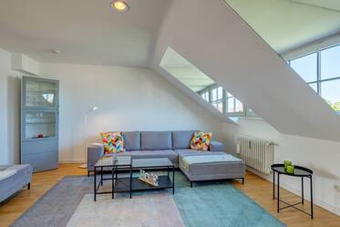 Appartement sous les toits très beau et meublé à Gärtnerplatzviertel