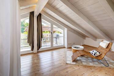 Appartement sous les toits très beau et meublé à Miesbach