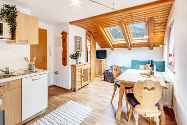 Appartement sous les toits très beau et meublé à Bad Wiessee