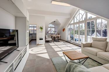 Appartement sous les toits très beau et meublé à Haar