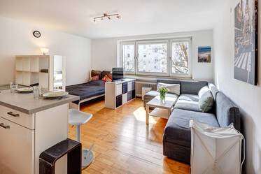 Appartement en ville : ensoleillé, moderne, situation tranquille dans l'arrière-cour