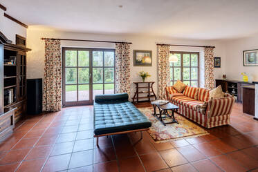 Appartement avec jardin beau et meublé à Neubiberg