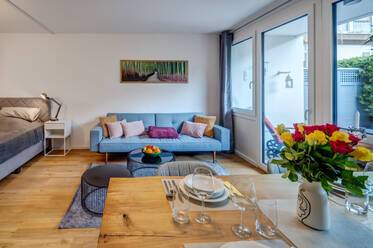 Appartement très beau et meublé à Sendling