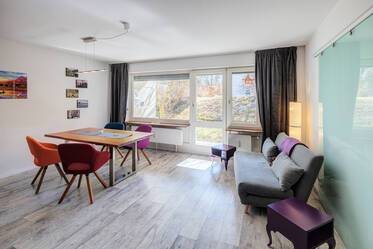 Appartement calme de type loft avec petit jardin