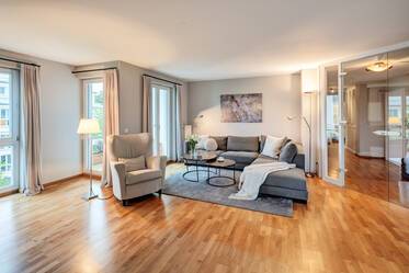 Appartement de première classe avec 2 balcons, terrasse sur le toit