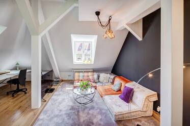 Appartement avec terrasse sur le toit très beau et meublé à Neuhausen