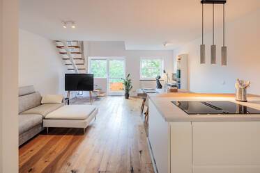 Appartement style maisonnette beau et meublé à Milbertshofen