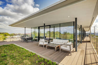 Architektonisches Penthouse mit Panoramablick über München