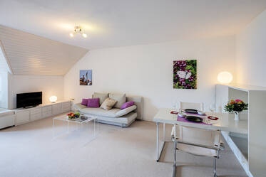 Appartement meublé et lumineux au dernier étage à Munich