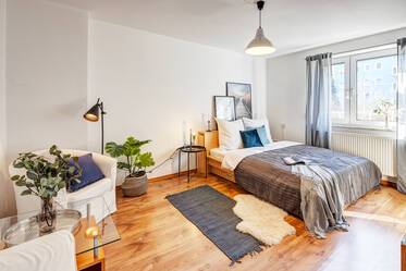 Appartement beau et meublé à Sendling