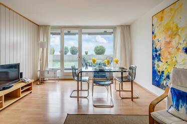Appartement très beau et meublé à Olympiadorf