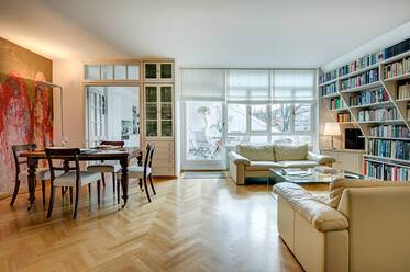 Appartement avec terrasse sur le toit très beau et meublé à Schwabing