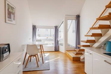 Appartement style maisonnette très beau et meublé à Maxvorstadt
