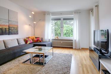 Appartement très beau et meublé à Sendling