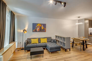 Magnifique appartement meublé de 2 pièces avec jardin à Munich-Solln