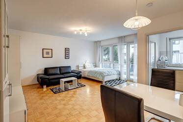 Appartement beau et meublé à Sendling