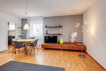 Appartement beau et meublé à Moosach