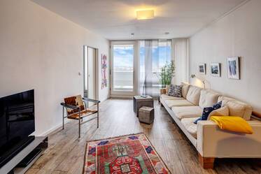 Appartement de 2 pièces à Olympiadorf avec balcon et parking