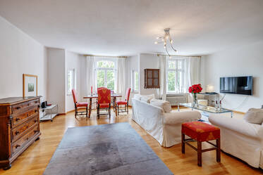 Große 2-Zimmer Balkonwohnung