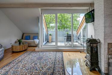 Appartement sous les toits beau et meublé à Untermenzing