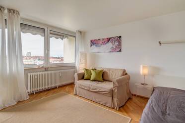 Près de Rotkreuzplatz : joli appartement avec balcon