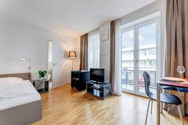 Bel appartement de qualité à Großhadern