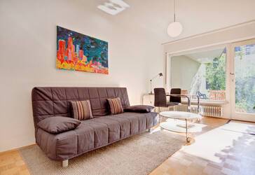 Appartement très beau et meublé à Maxvorstadt