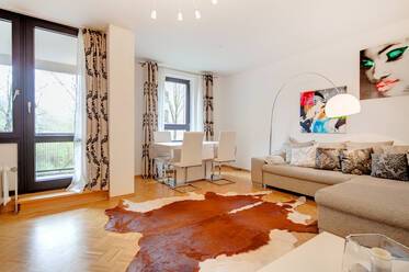 Appartement très beau et meublé à Sendling