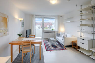 Schöne und hell möblierte 1-Zimmer Wohnung