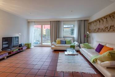 Appartement style maisonnette beau et meublé à Pasing