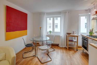 Appartement très beau et meublé à Sendling