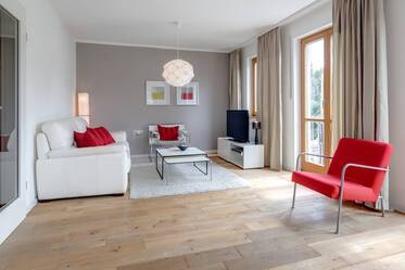 Appartement très beau et meublé à Forstenried